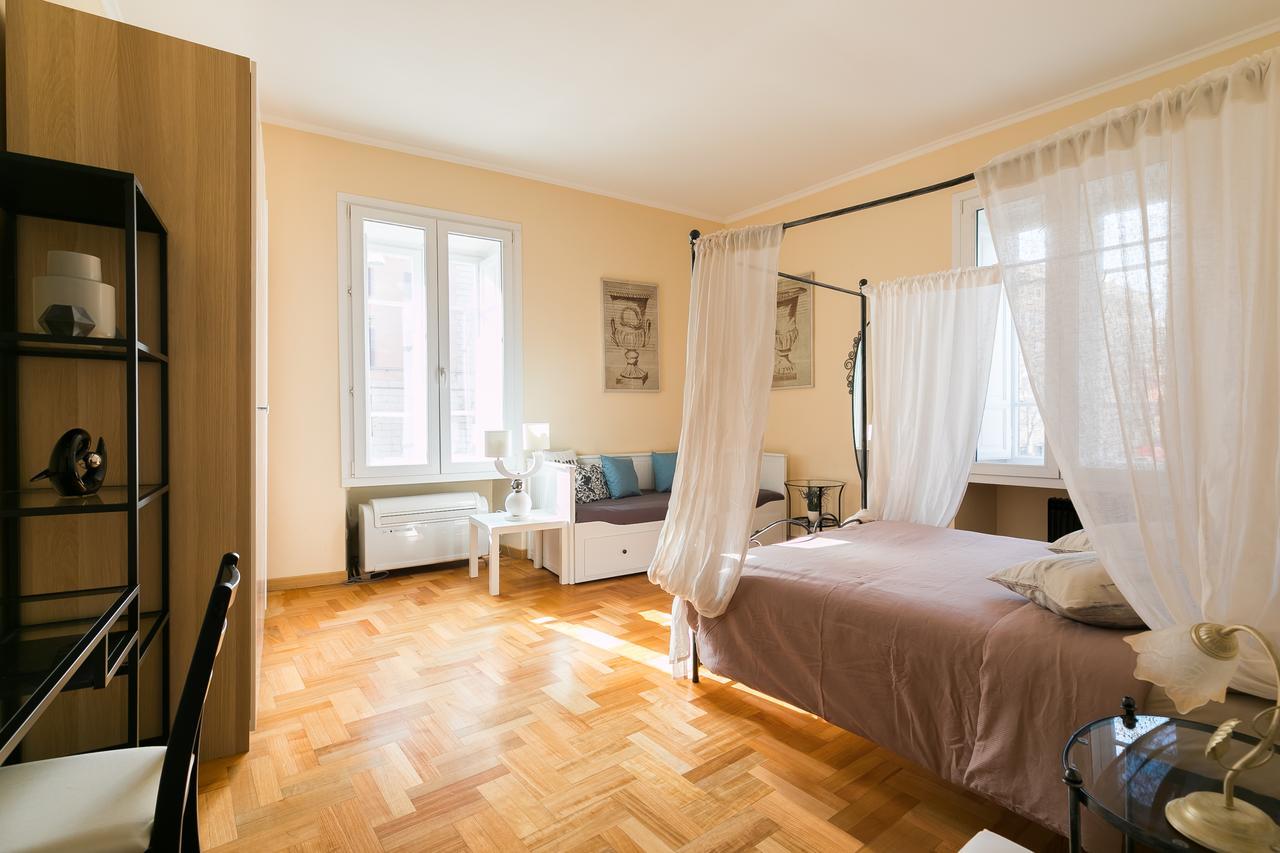 Homehouse Giulio Cesare-San Pietro Apartment Rom